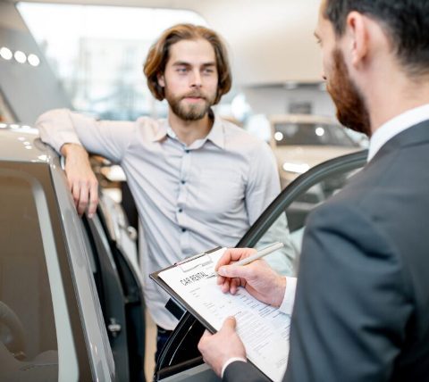 Comment négocier un nouveau contrat de location de voiture