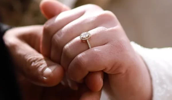 Bague de fiançailles sur mesure