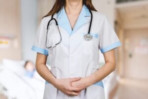 praticien hospitalier