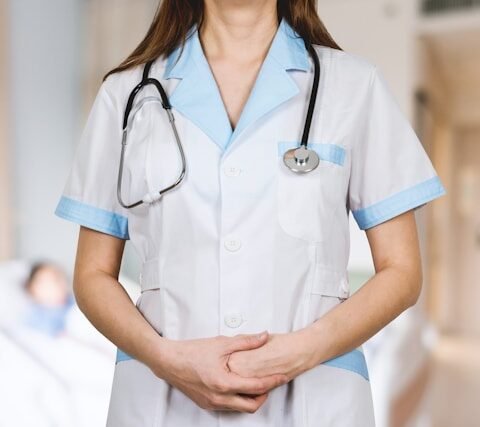 praticien hospitalier