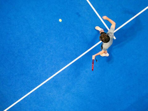 Faire construire un terrain de tennis
