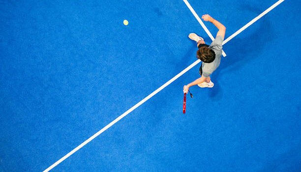 Faire construire un terrain de tennis