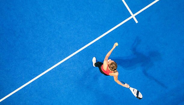 Construction terrain de tennis