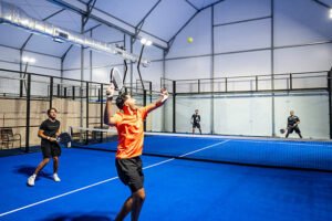 Installation terrain de tennis