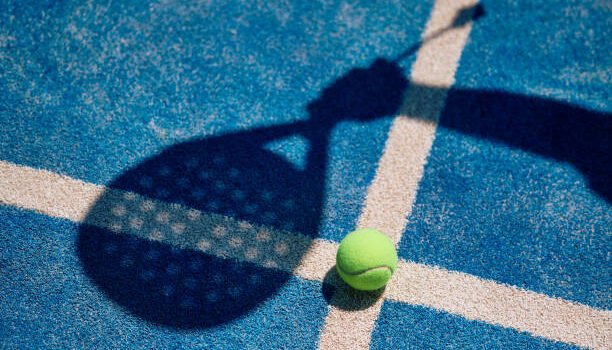 Constructeur court de tennis