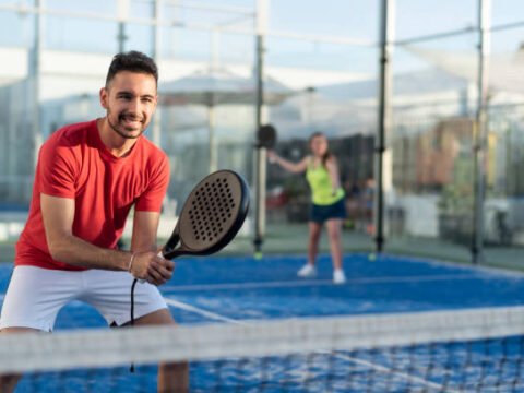 Construction terrain de tennis