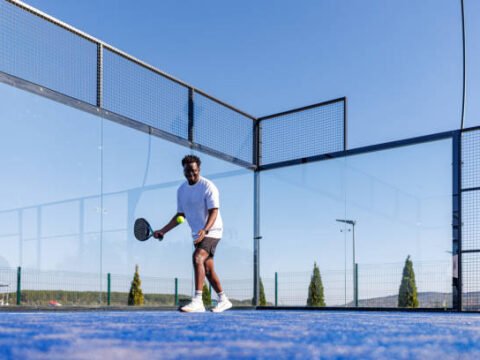 Faire construire un terrain de tennis